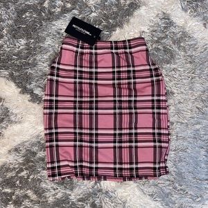 PRETTYLITTLETHING Plaid pink mini skirt